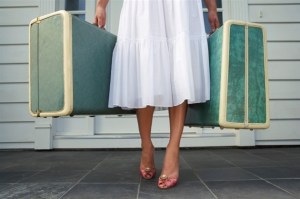 11616-woman_suitcase.630w.tn