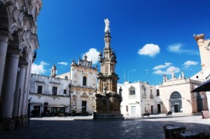 Piazza_Salandra_centro_storico_Nardò-592x394
