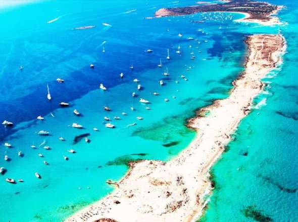 le-spiagge-piu-belle-di-formentera-dove-vanno-le-star.jpg