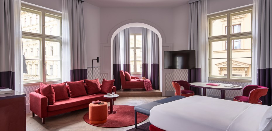 Primavera urbana e viaggi d’autore: l’eleganza delle city escape tra Europa e Alpi